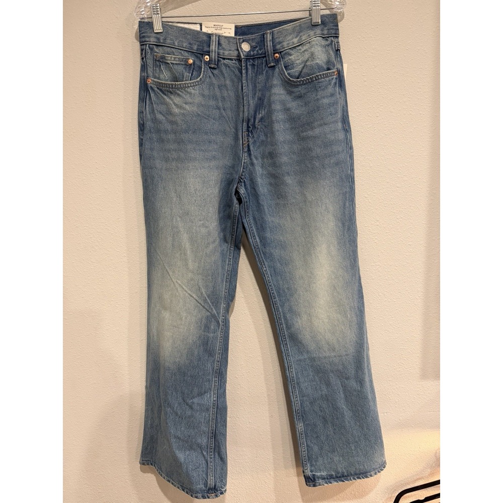 H&M Men's Regular Fit Bootcut Light Wash 30X32‎